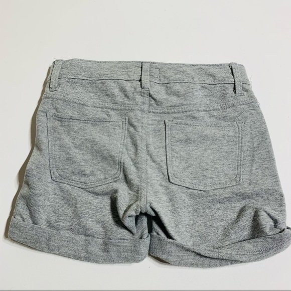 Old navy girls 8Y shorts - Picture 3 of 3